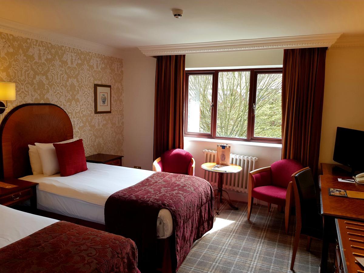 Redworth Hall Hotel- Part Of The Cairn Collection Newton Aycliffe Chambre photo